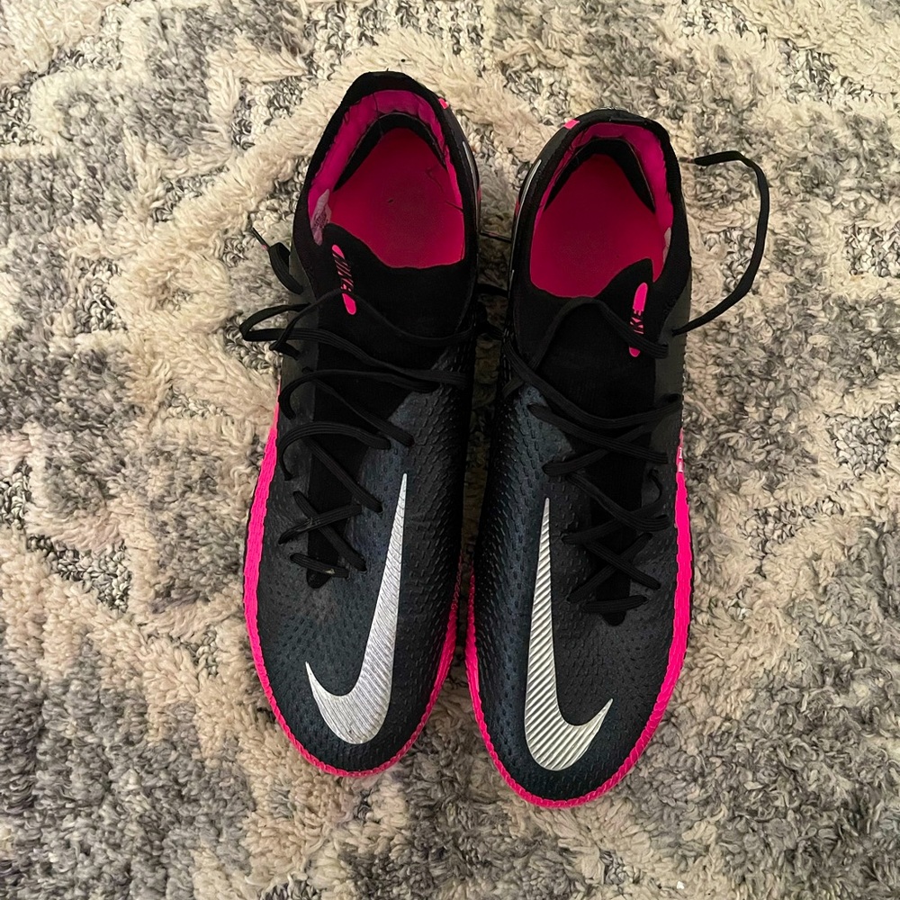 Mens soccer cleats